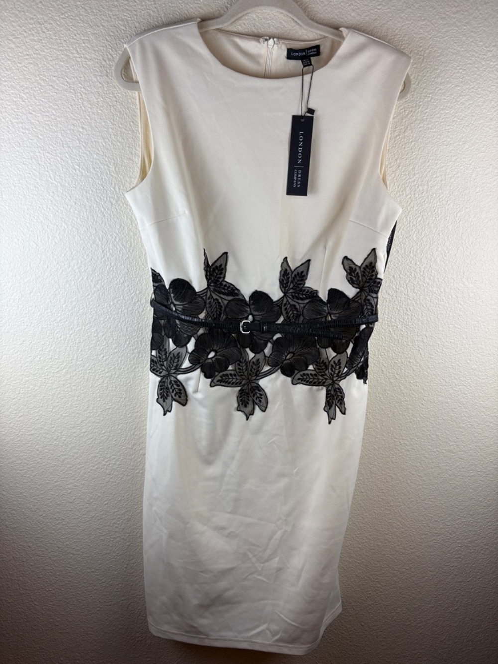 London Dress Company Cream Sleeveless Dress with Black Floral Midsection Size 10